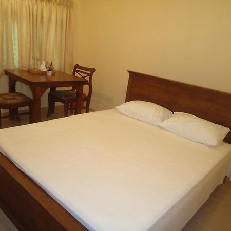 Guest House Kaduwela Zewnętrze zdjęcie